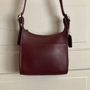 Vintage 1990’s Coach glove tanned leather shoulder bag burgundy mini bag